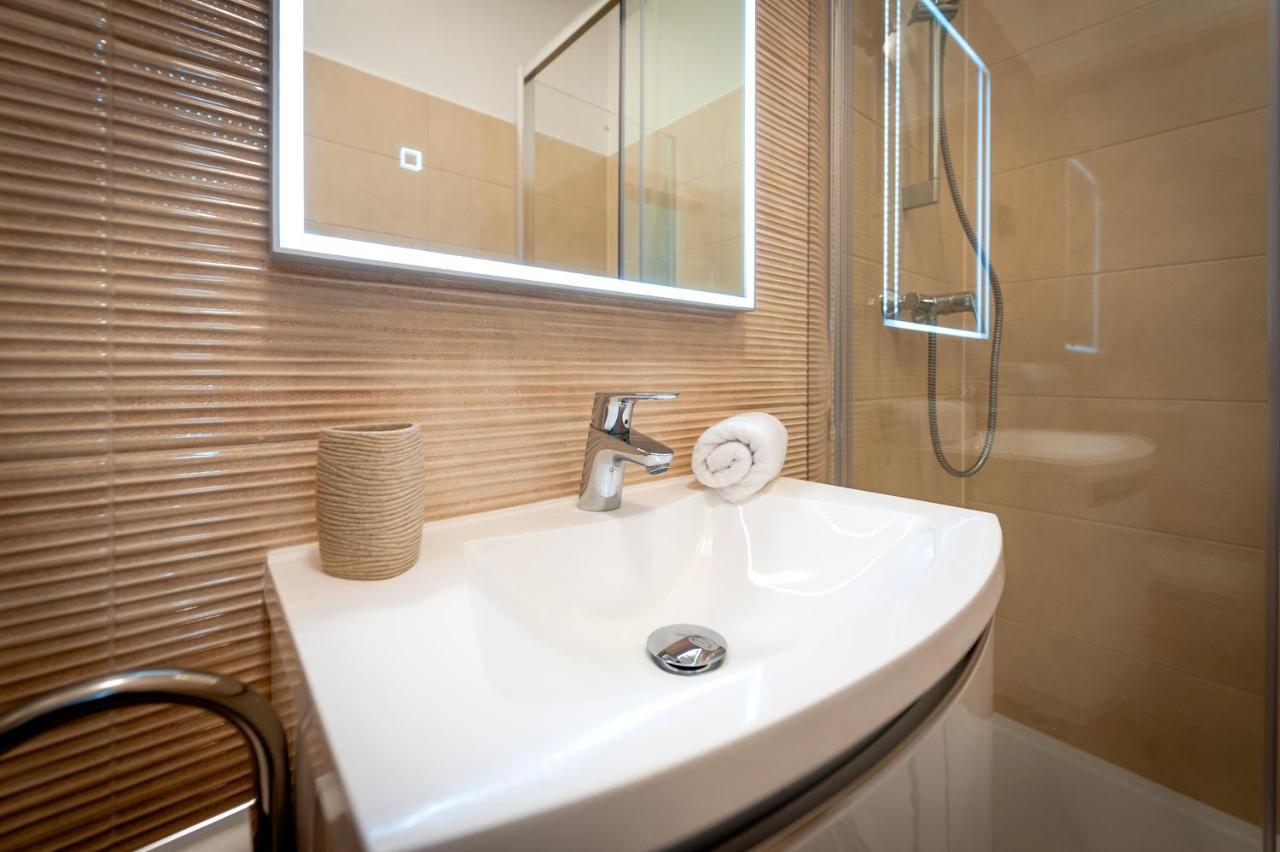 Comfort Apartments Karla Rovinj Exterior foto