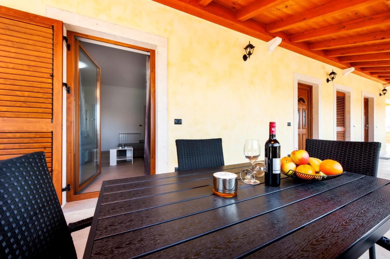 Comfort Apartments Karla Rovinj Exterior foto