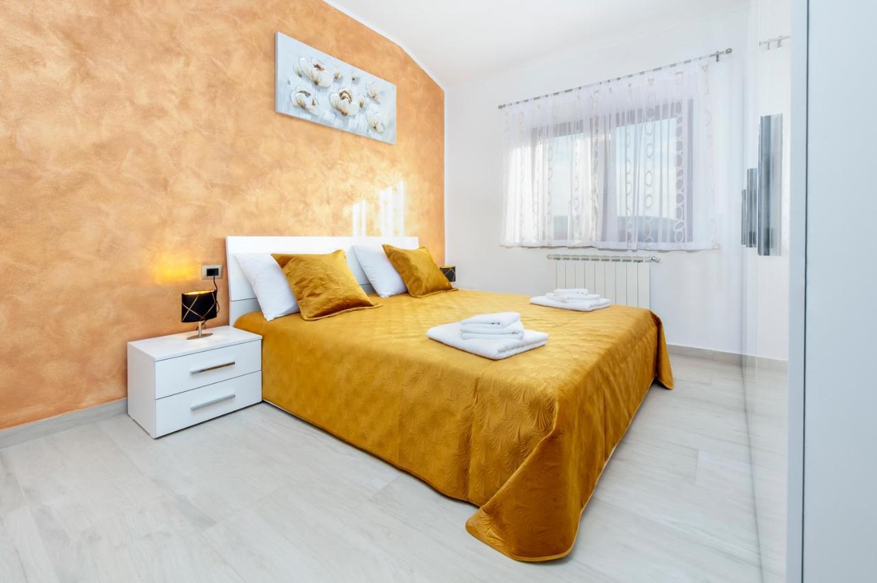 Comfort Apartments Karla Rovinj Exterior foto