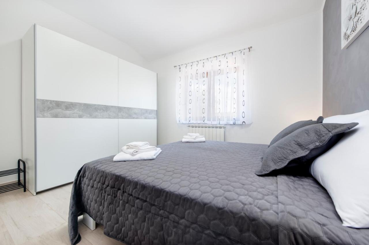 Comfort Apartments Karla Rovinj Exterior foto